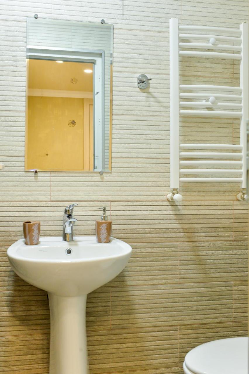 Hostel Look クタイシ エクステリア 写真